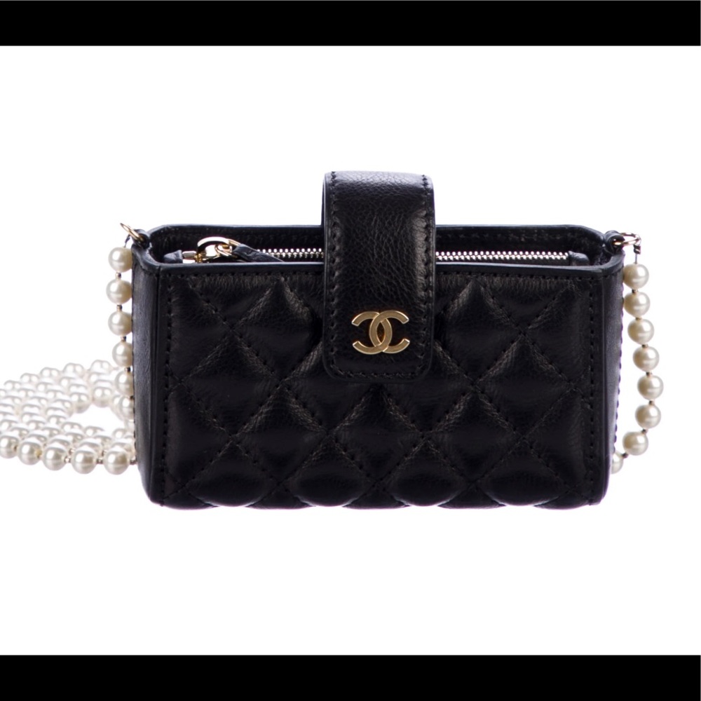 Runway Chanel mini crossbody phone case with pearl chain 🗝💯 authentic